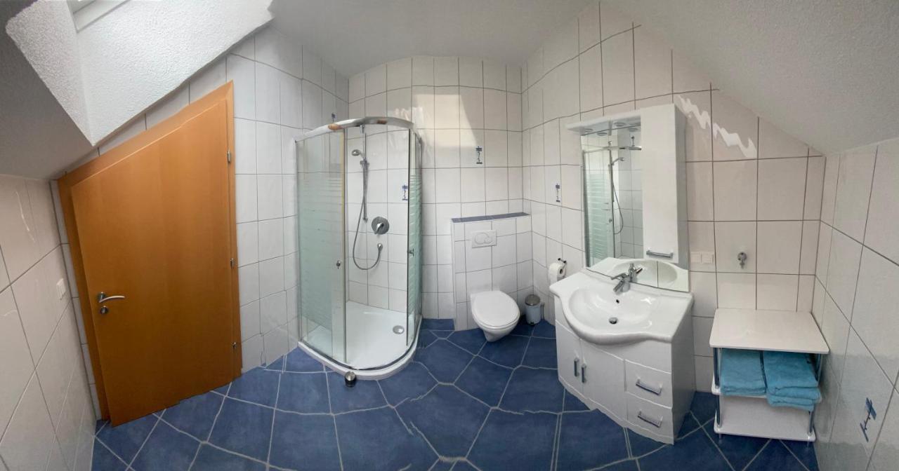 Ferienwohnung Schmid سانكت مارتن ام غريم المظهر الخارجي الصورة